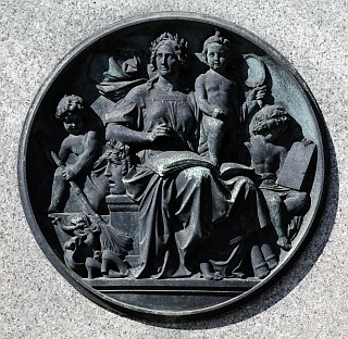 GaussDenkmal und LessingDenkmal in Braunschweig (Bilder)
