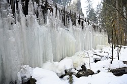 Eisvorhnge - Rideaux de glace - Ice curtains