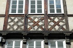 Quedlinburg - 1720 - Geschweifte durchkreuzte Rauten